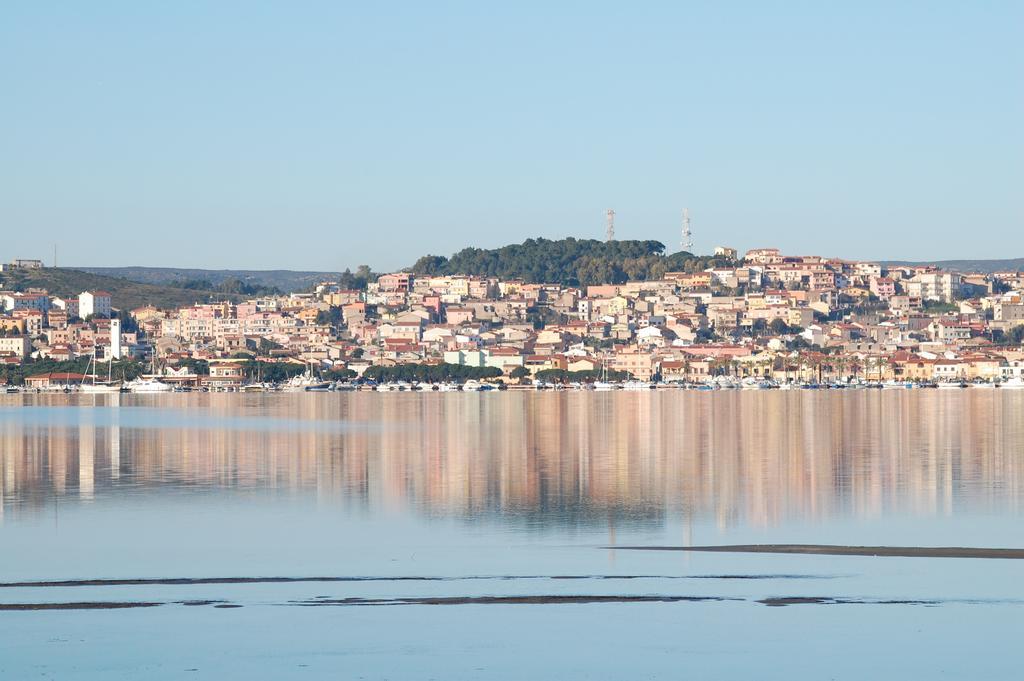 Domo La Vela Hotel Sant'Antioco Luaran gambar