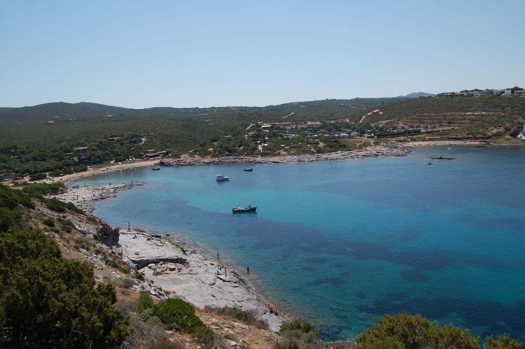 Domo La Vela Hotel Sant'Antioco Luaran gambar